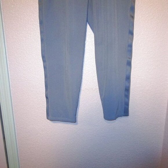 Athleta NOLITA Slim TAPERED Crop Size 4 PANTS Pull On STRETCH Travel UPF Pockets - Picture 5 of 12